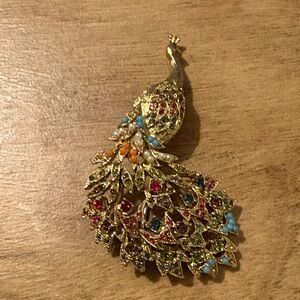 Vintage Gold Peacock Brooch with Multicolor stones